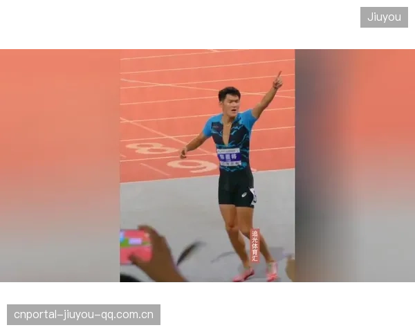田径跨栏王者一骑绝尘，远超第二名——见证飞跃巅峰的传奇